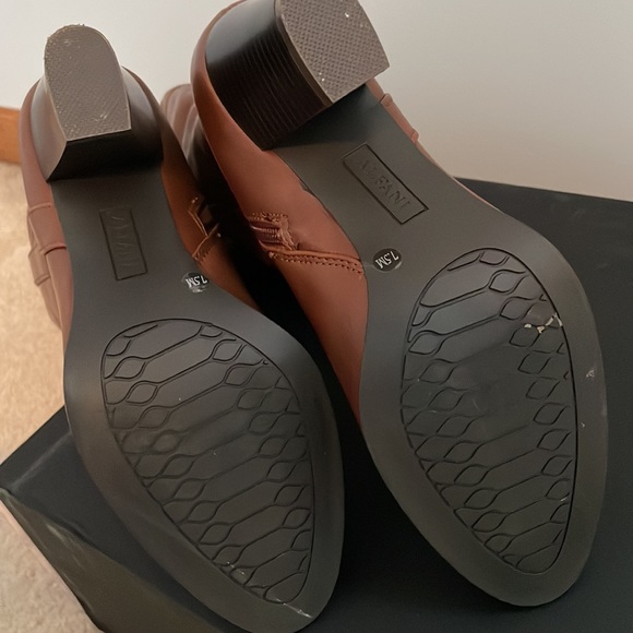 Brown leather boots - Picture 3 of 3